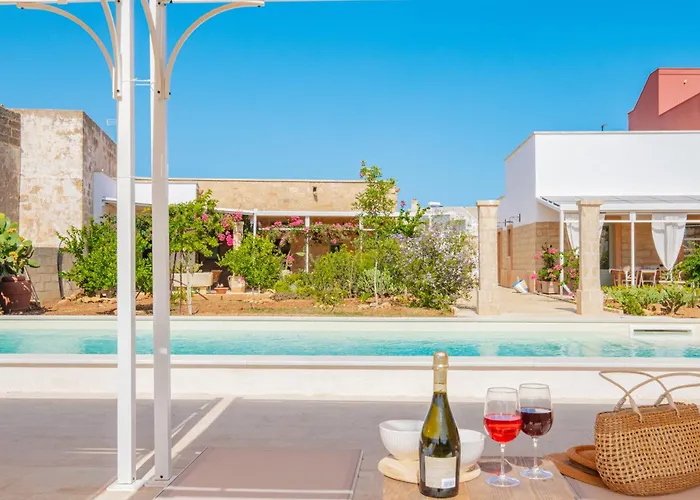 Sira Con Piscina Privata By Hdsalento *