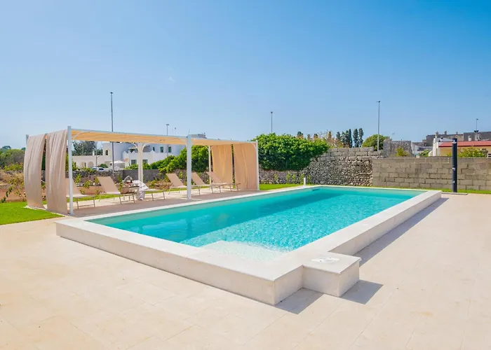 Sira Con Piscina Privata By Hdsalento Villa *