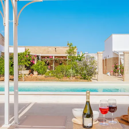 Sira Con Piscina Privata By Hdsalento *